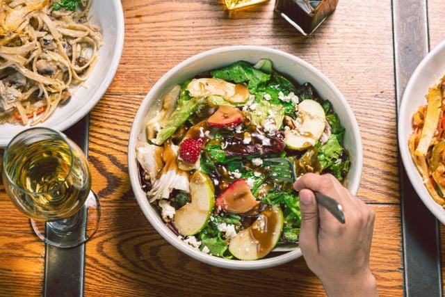 10 Mealtime Tips for Your Business Lunch in Italy