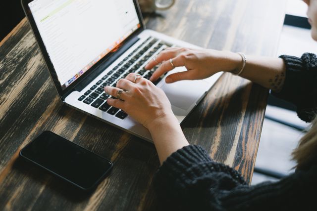 Writing Professional Emails in German: Templates and Cultural Etiquette